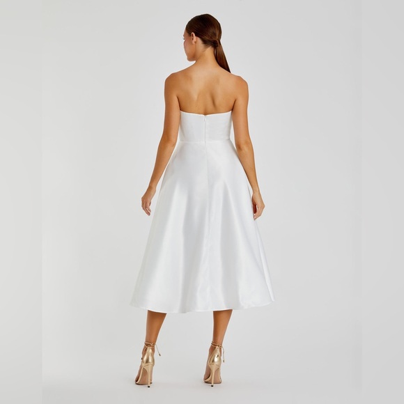 MAC DUGGAL
White Strapless Satin Midi Dress With Flower Print - Picture 4 of 6